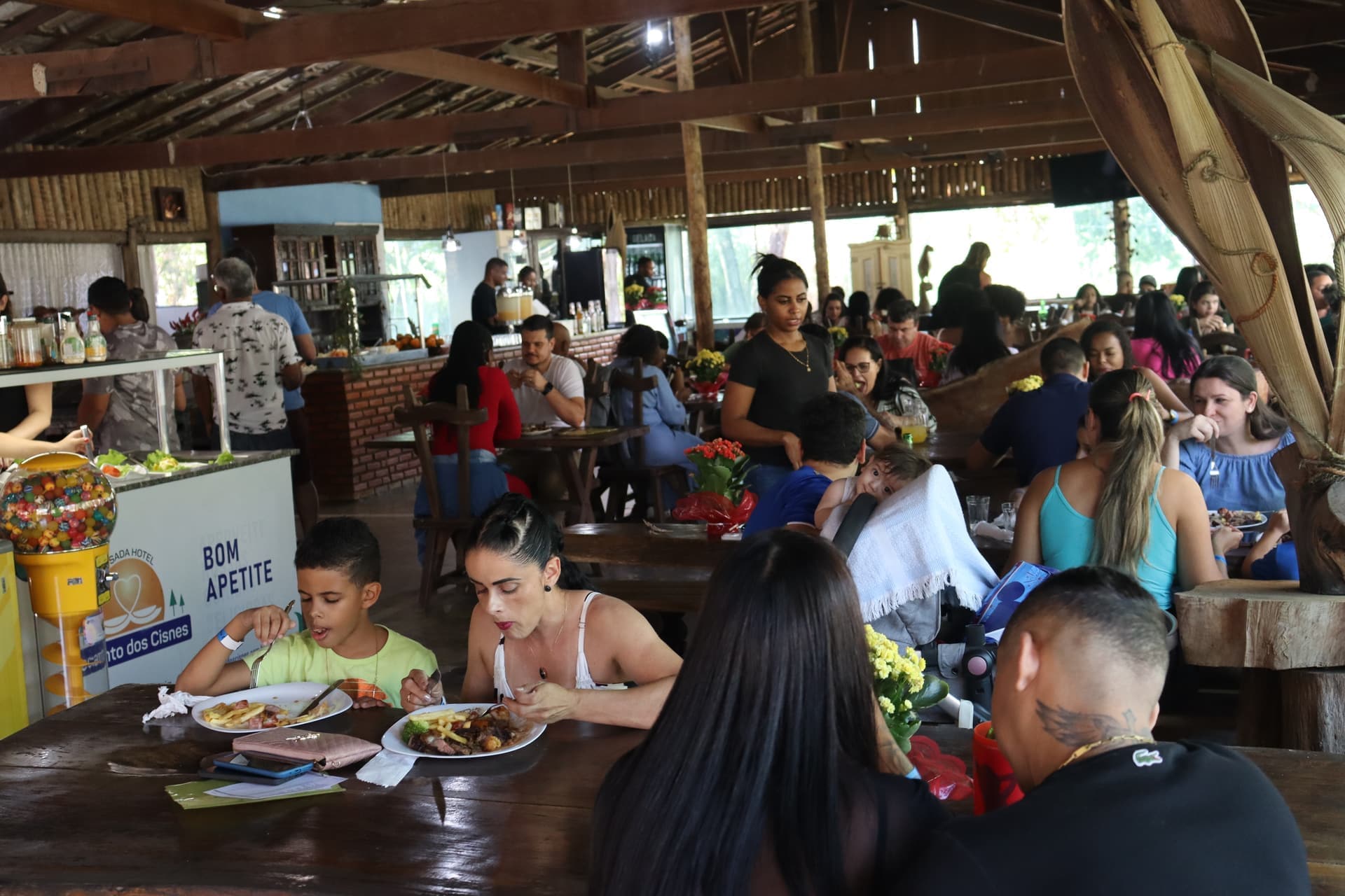 Restaurante no Local